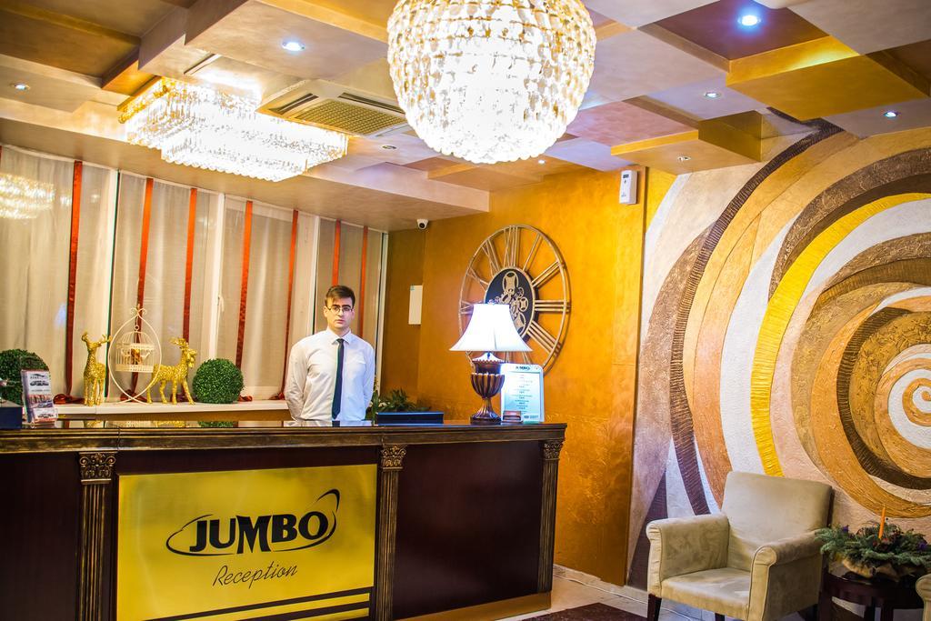 Jumbo Hotel Chişinau Exteriör bild